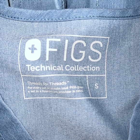 Sold. FIGS scrub set - Rare Limited Technical Collection - Heather Indigo - Picture 4 of 12
